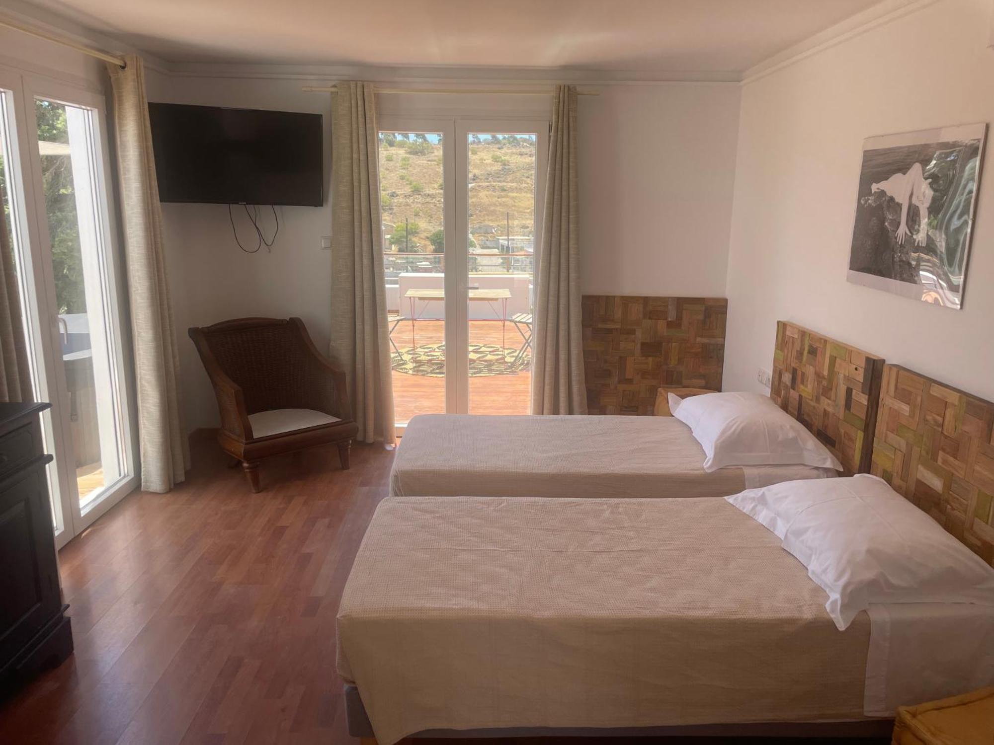 Syros Village Suites Vari  Ngoại thất bức ảnh