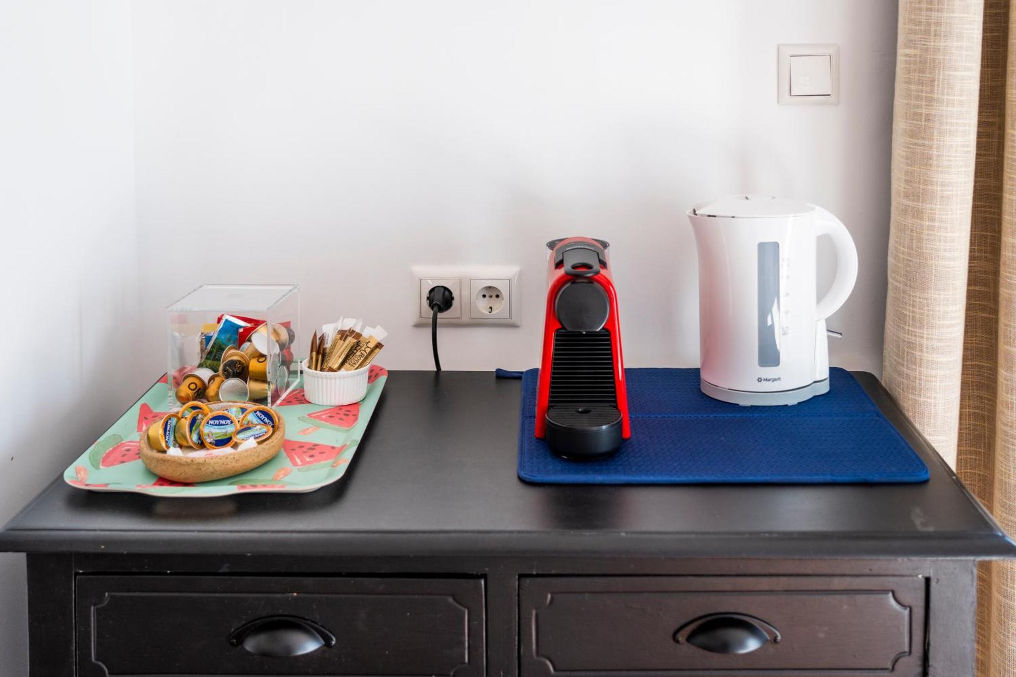 Syros Village Suites Vari  Ngoại thất bức ảnh