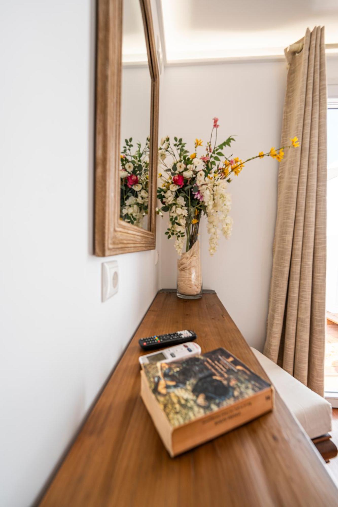 Syros Village Suites Vari  Ngoại thất bức ảnh