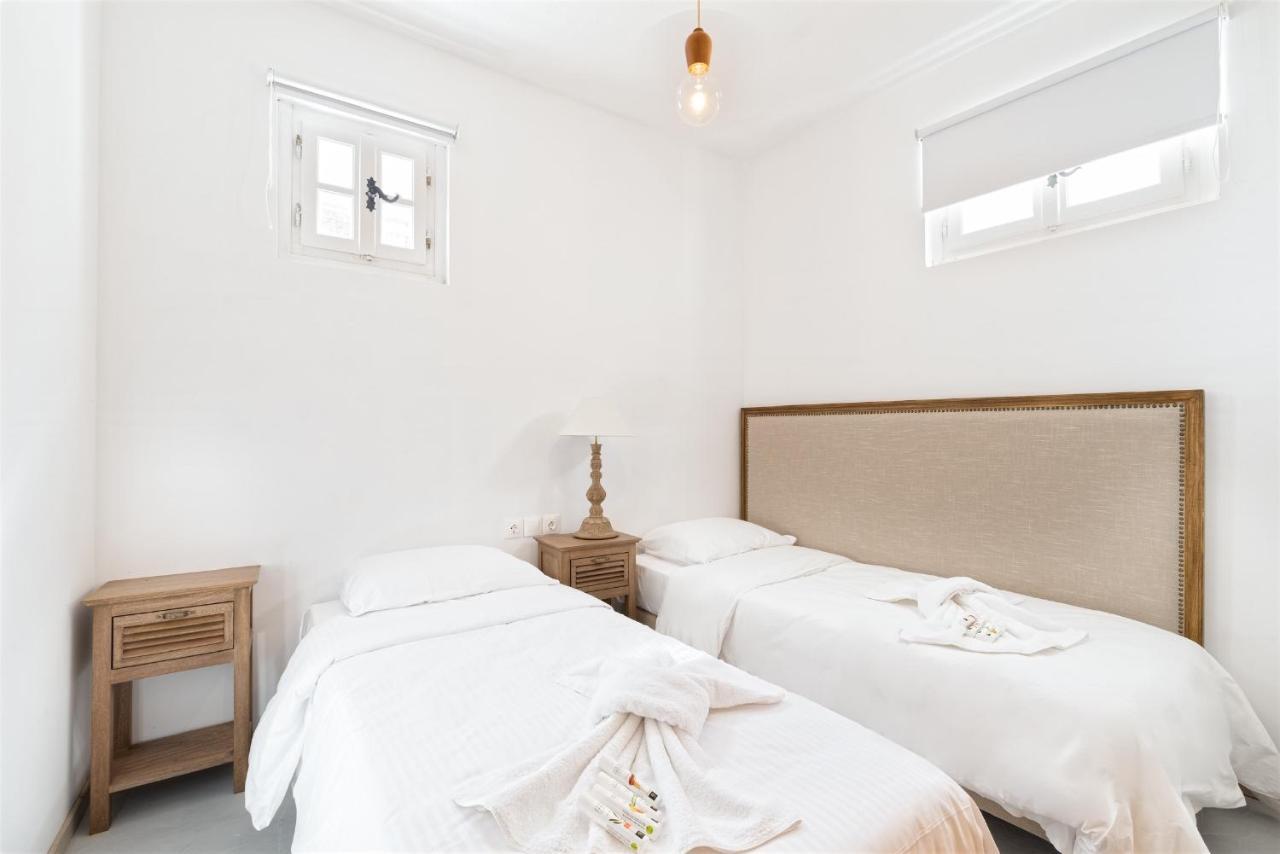 Syros Village Suites Vari  Ngoại thất bức ảnh